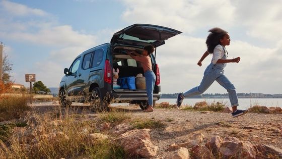 NEW CITROEN e-Berlingo รถไฟฟ้าใหม่ ระยะทาง 339km แบตเตอรี่ 52kwh ด้วยพลังงาน 100kw ((136P.s) มอเตอร์ & 132km / h ความเร็วสูงสุด