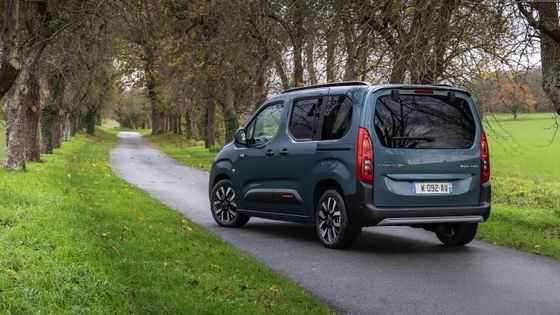 NEW CITROEN e-Berlingo รถไฟฟ้าใหม่ ระยะทาง 339km แบตเตอรี่ 52kwh ด้วยพลังงาน 100kw ((136P.s) มอเตอร์ & 132km / h ความเร็วสูงสุด