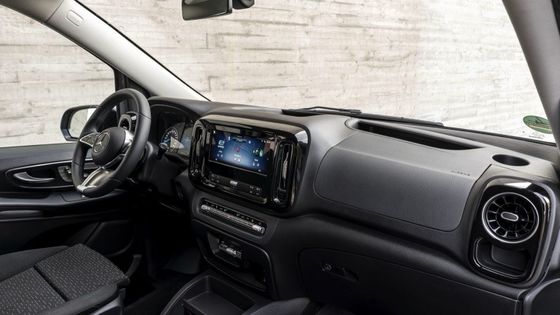 9 ที่นั่ง EV Mercedes-Benz EVito Tourer Long ด้วยมอเตอร์ไฟฟ้า 201bhp และแบตเตอรี่ที่ใช้ได้ 90kWh