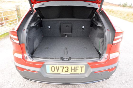 EV ทั้งหมดรอบ Volvo EC40 สุดยอด Twin Motor กับ WLTP 326ไมล์ 4.7sec ความเร่ง 0-62mph 408hp มอเตอร์ม้า