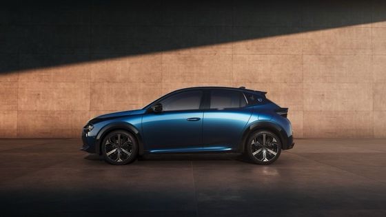 จํากัด รถไฟฟ้าแรกของ Lancia Ypsilon ด้วยมอเตอร์ติดหน้าสําหรับ 154 แรงม้าและ 260 N.m