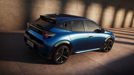 จํากัด รถไฟฟ้าแรกของ Lancia Ypsilon ด้วยมอเตอร์ติดหน้าสําหรับ 154 แรงม้าและ 260 N.m