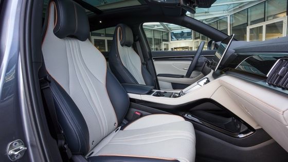 FWD 1.5L เครื่องยนต์ At BYD SEAL U DM-i PHEV รถไฟฟ้า พร้อมมอเตอร์ไฟฟ้า 18.3kwh แบตเตอรี่ พลังงานสูงสุด 214bhp