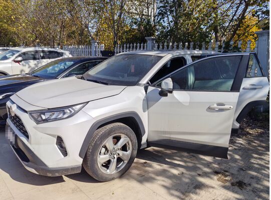 โตโยต้า RAV4 Rongfang ใหม่ รุ่น CVT ขับเคลื่อนสองล้อ รุ่นสไตล์/เกียร์อัตโนมัติแบบแปรผันต่อเนื่อง/รถ SUV/รุ่นปี 2022 2.0L/5 ที่นั่ง พร้อมรายงานการทดสอบจากบุคคลที่สาม