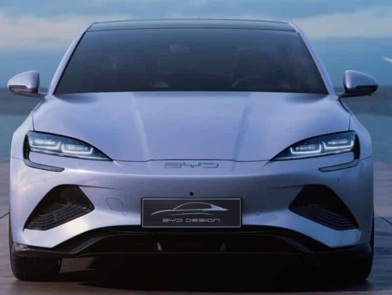 BYD Seal รถยนต์ไฟฟ้ามอเตอร์คู่