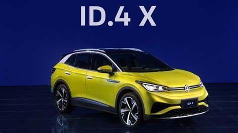 125KW EV Compact SUV VW ID4 X Pro รถยนต์ไฟฟ้าหรูหราพลังงานใหม่ 160 กม. / ชม.
