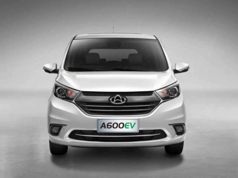 Changan Auchan A600EV รถยนต์ไฟฟ้าบริสุทธิ์ MPV 6 ที่นั่ง EV รถยนต์แบตเตอรี่ลิเธียมไอออน