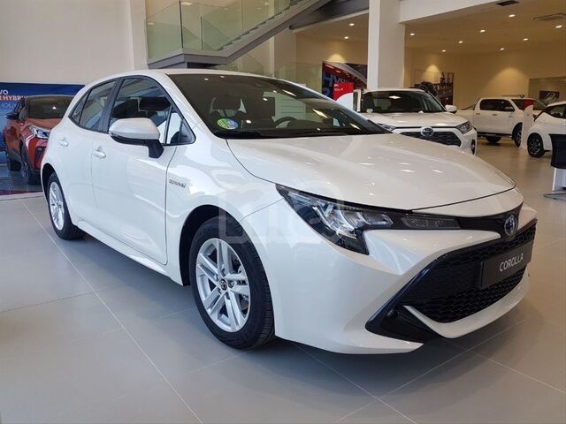 Toyota Corolla ECVT รถยนต์ไฮบริดขนาดกลาง 160 กม. / ชม. รถยนต์ไฟฟ้า 5 ที่นั่ง